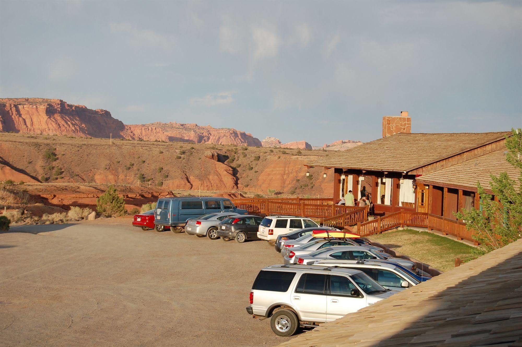 توري The Rim Rock Inn المظهر الخارجي الصورة